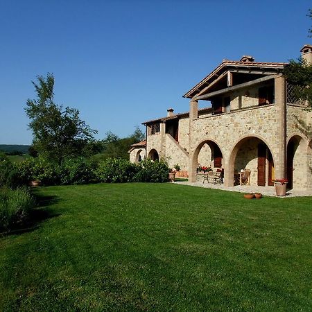 Agriturismo Pian Di Frattina فابرو المظهر الخارجي الصورة